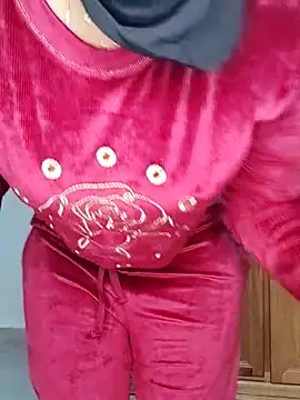 Malika-697 online show from November 2025 09:26:02 PM