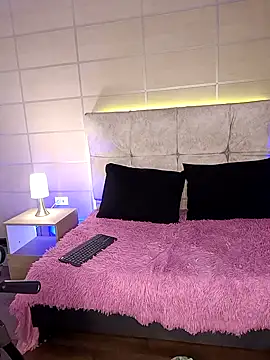  michonne  online show from September 2025 09:11:02 PM