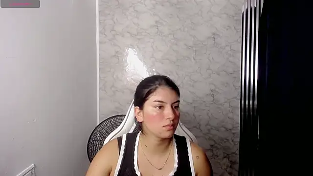 hello kityy25 online show from January 2026 11:10:01 PM