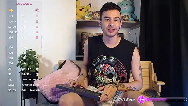 Snapshot of kyle_clint07 chatting on October 2025 06:42:02 PM kyle clint07 online show from October 2025 06:42:02 PM