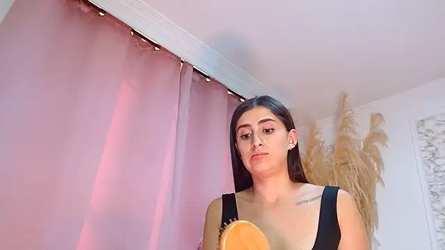 Snapshot of Danella_houston chatting on June 2026 09:20:02 PM Danella houston online show from June 2026 09:20:02 PM