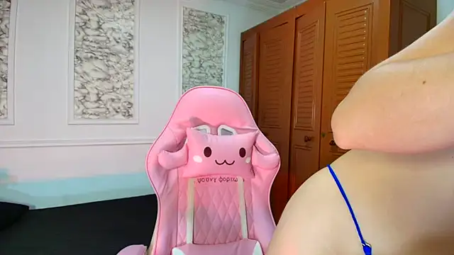 Snapshot of Danella_houston chatting on January 2026 07:18:01 PM Danella houston online show from January 2026 07:18:01 PM