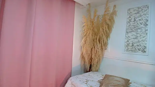 Danella houston online show from March 2026 06:12:02 PM