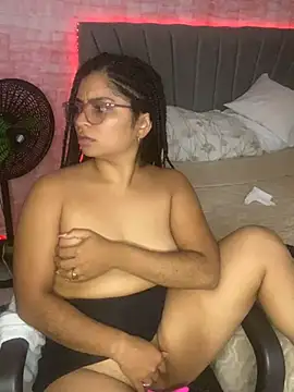 Snapshot of Tana_latin chatting on March 2025 02:08:01 AM Tana latin online show from March 2025 02:08:01 AM