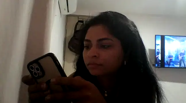 Snapshot of Tana_latin chatting on February 2025 11:39:02 PM Tana latin online show from February 2025 11:39:02 PM