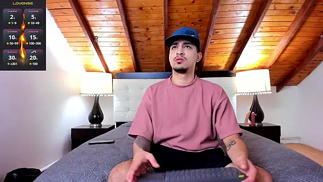 Sebastian Berne online show from October 2025 07:04:02 PM