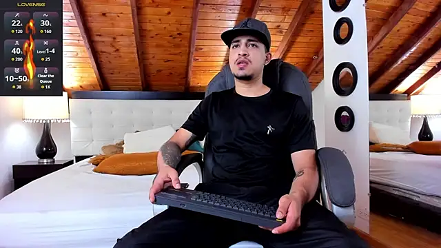 Sebastian Berne online show from October 2025 07:36:01 PM