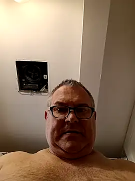 mkestr69 online show from March 2026 08:57:01 PM