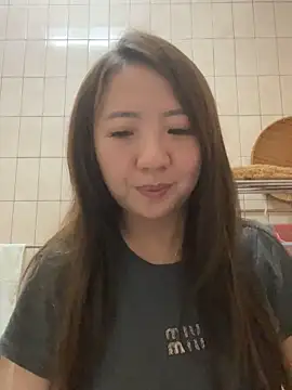 Snapshot of Hannababy_ chatting on October 2025 05:36:02 PM Hannababy online show from October 2025 05:36:02 PM