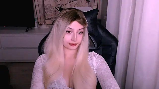 beauty blonde online show from December 2025 12:11:02 AM