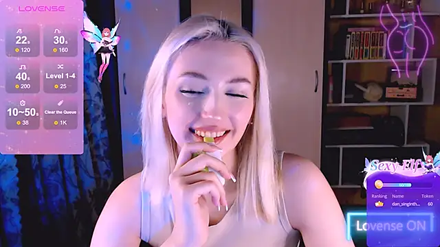 beauty blonde online show from March 2025 12:27:02 AM