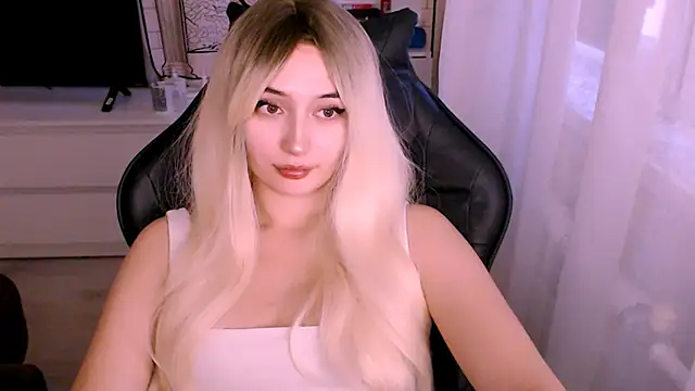 beauty blonde online show from October 2025 01:19:02 AM