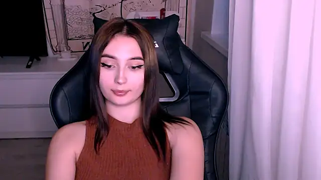 beauty blonde online show from October 2025 11:56:02 AM