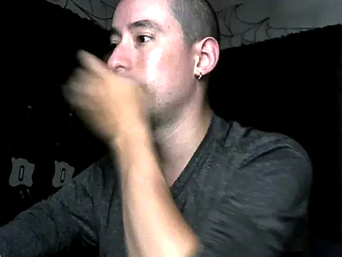 Snapshot of vampireathome chatting on November 2025 04:05:02 AM vampireathome online show from November 2025 04:05:02 AM