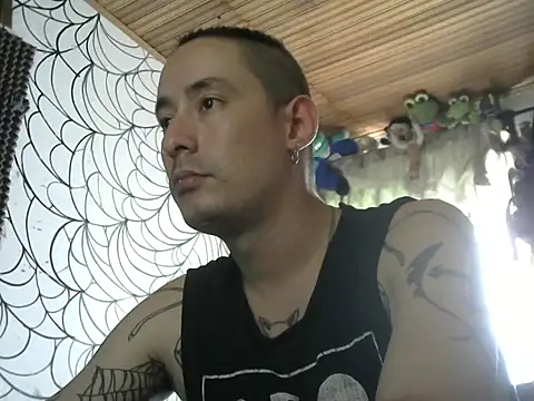 vampireathome online show from May 2026 06:45:01 PM