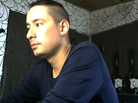 vampireathome online show from March 2026 07:06:02 PM