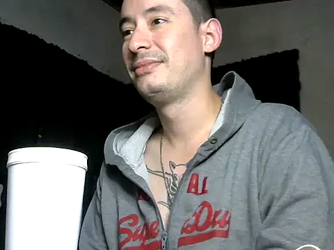 Snapshot of vampireathome chatting on September 2025 06:12:01 AM vampireathome online show from September 2025 06:12:01 AM