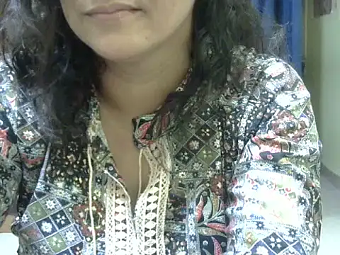 Your cutiepie  online show from October 2025 06:53:02 PM