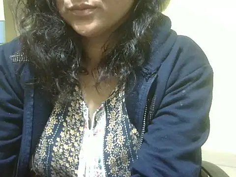 Your cutiepie  online show from February 2026 05:56:02 PM