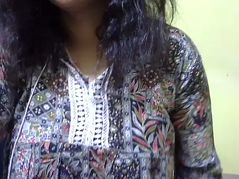 Your cutiepie  online show from November 2025 08:35:02 AM