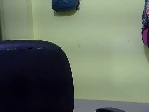 Your cutiepie  online show from October 2025 06:06:02 PM