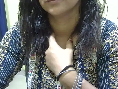 Your cutiepie  online show from October 2025 04:13:01 AM