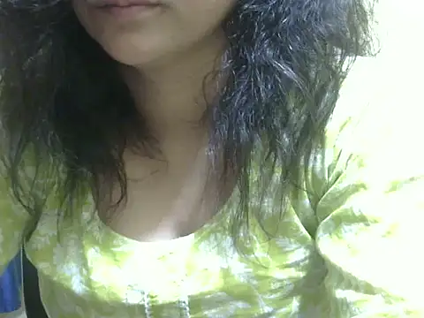 Your cutiepie  online show from December 2025 06:03:01 PM