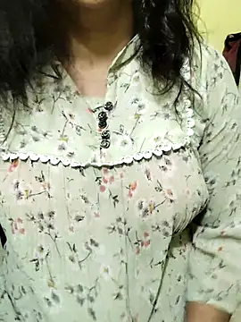 Your cutiepie  online show from December 2025 10:39:01 AM