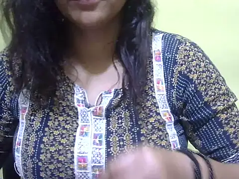 Your cutiepie  online show from January 2026 05:27:02 PM