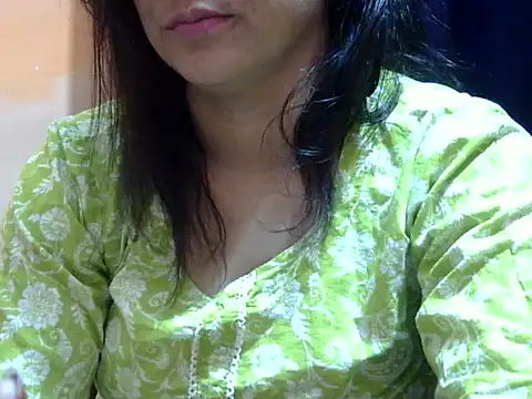 Your cutiepie  online show from February 2025 06:15:02 PM