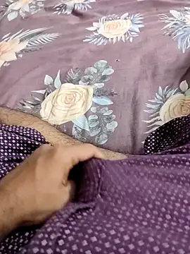 Snapshot of Yashkumar_0697 chatting on September 2025 06:53:01 AM Yashkumar 0697 online show from September 2025 06:53:01 AM