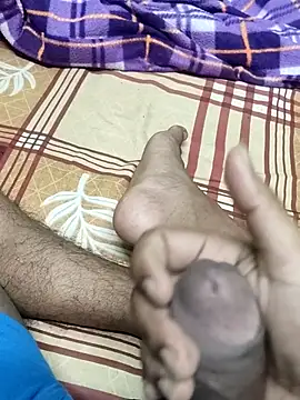 Yashkumar 0697 online show from February 2026 06:32:02 PM