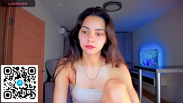 EmiliaZen online show from October 2025 03:22:02 PM