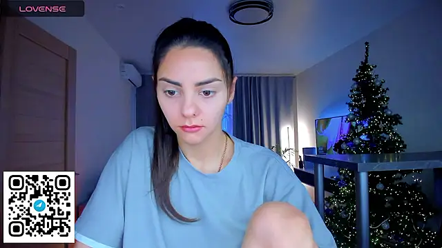 EmiliaZen online show from January 2026 01:06:01 PM