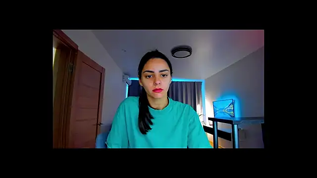 EmiliaZen online show from October 2025 12:28:02 PM