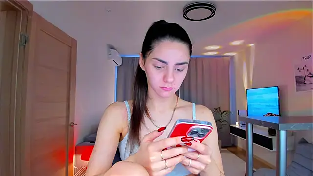 EmiliaZen online show from February 2026 02:41:02 PM