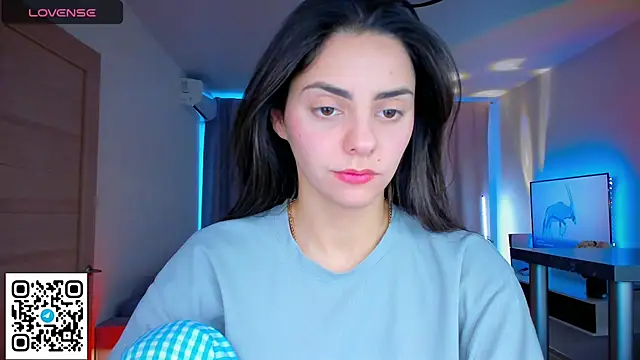 EmiliaZen online show from February 2026 02:03:01 PM