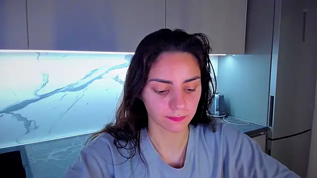 EmiliaZen online show from June 2026 08:08:02 PM