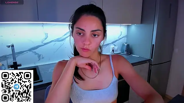 EmiliaZen online show from July 2026 04:26:02 PM