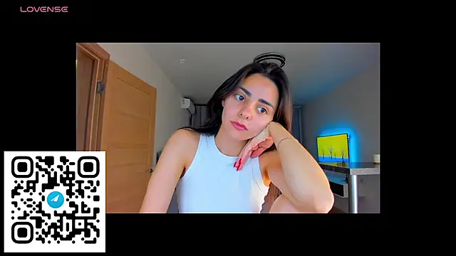 EmiliaZen online show from November 2025 04:44:02 PM