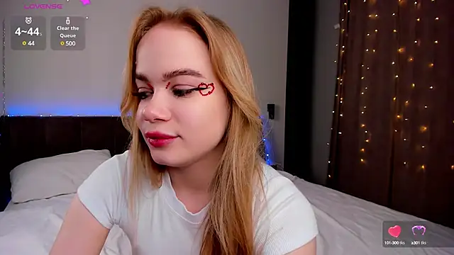 CrystaIMaiden online show from February 2025 06:19:01 PM