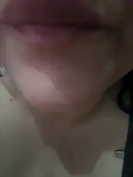 Snapshot of daianaspencer chatting on June 2026 06:18:02 AM daianaspencer online show from June 2026 06:18:02 AM