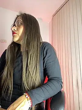 Snapshot of amberth2304 chatting on November 2025 12:59:02 AM amberth2304 online show from November 2025 12:59:02 AM