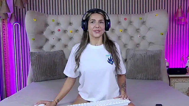 PlayfulShow online show from November 2025 08:41:01 AM