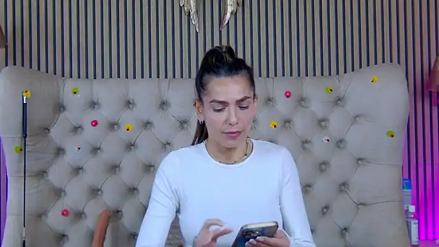 Snapshot of PlayfulShow chatting on May 2026 12:24:01 PM PlayfulShow online show from May 2026 12:24:01 PM