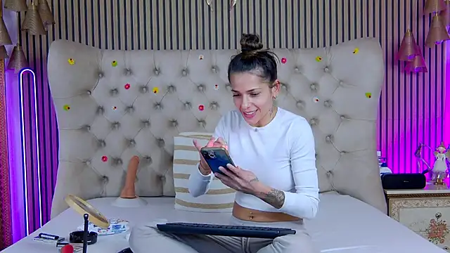 PlayfulShow online show from February 2026 10:14:02 AM