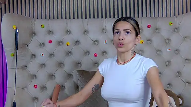 PlayfulShow online show from April 2026 08:54:02 AM