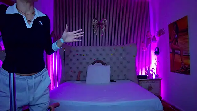 PlayfulShow online show from March 2026 12:52:02 PM