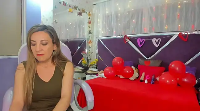 Snapshot of Dary_walker chatting on February 2025 06:12:01 PM Dary walker online show from February 2025 06:12:01 PM