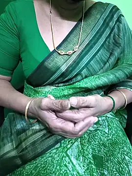 Snapshot of niiveditha chatting on March 2025 08:30:01 AM niiveditha online show from March 2025 08:30:01 AM